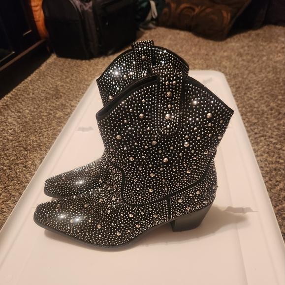 Zaful Shoes - Studded Black Ankle Boots